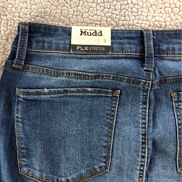 Mudd Women’s/Juniors FLX Stretch Size 9 Distressed Raw Hem Blue Jean Denim Skirt - Picture 10 of 12